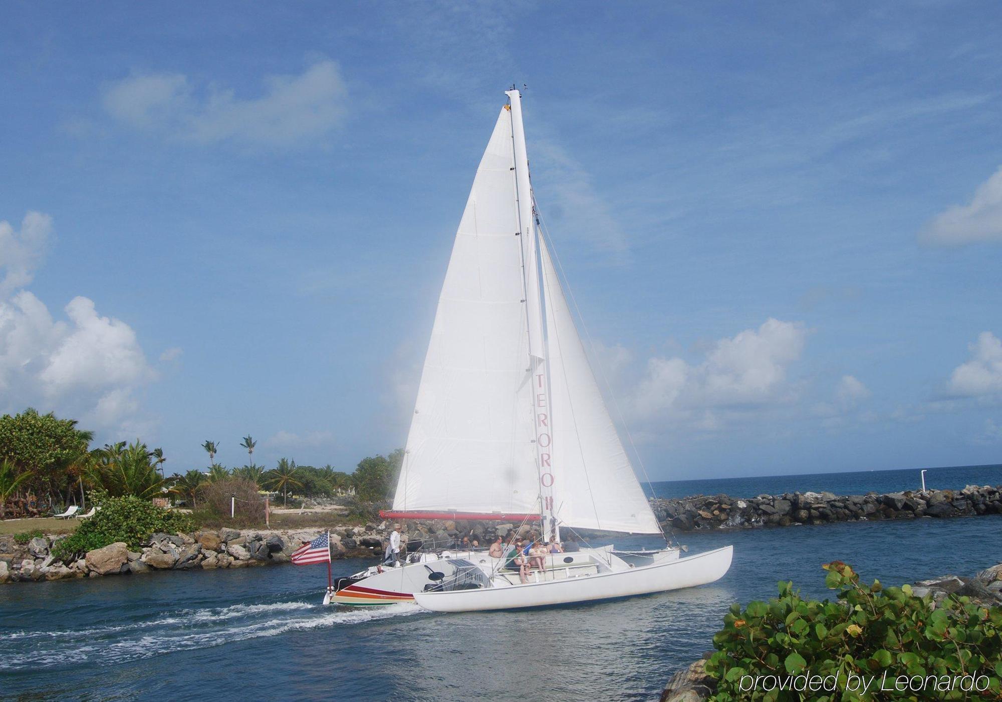Tamarind Reef Resort Spa & Marina Christiansted Exterior photo